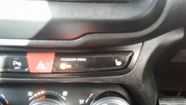 YS65EKL- Jeep Renegade 2.0 Multijet Trailhawk 5dr 4wd Auto смотреть онлайн