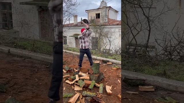 ЗАГОТОВКА ДРОВ НА ИЛЬИНСКОМ МАЯКЕ (ФЕОДОСИЯ) смотреть онлайн