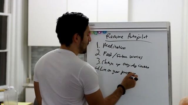 7 Ways to Avoid the Autopilot Brain смотреть онлайн