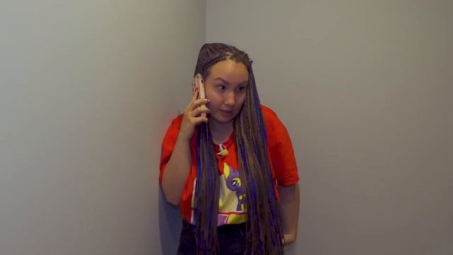 Построили Секретную Комнату, Чтобы Следить за Ботаншей ! смотреть онлайн