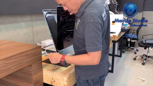 เปลี่ยนจอ IMac Slim 27” 2012