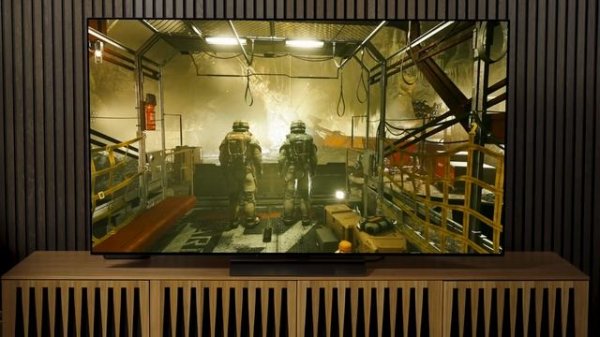 LG C4 OLED TV Review | My Best Compliment Yet?