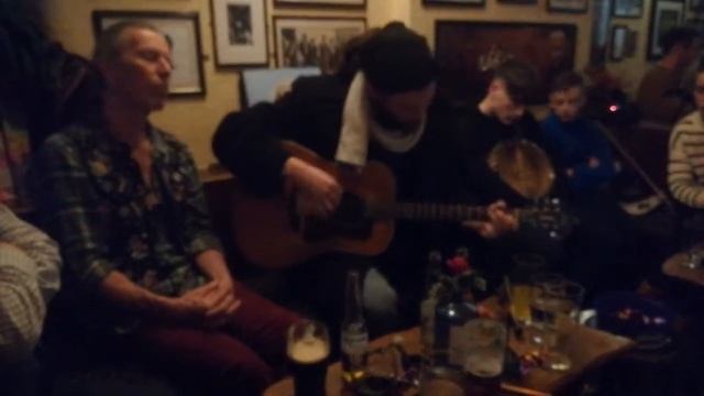 Cian Finn - The Parting Glass (The Crane Bar - Galway, Ireland.) смотреть онлайн