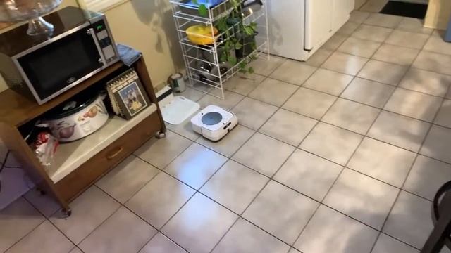 More smart home upgrades coming soon (including replacing my stupid Samsung POWERbot robot vacuum!) смотреть онлайн