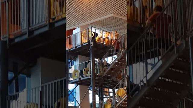 Аквапарк Окская Жемчужина в городе Рязань смотреть онлайн