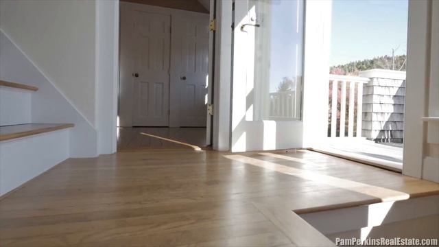 Video of 306 Mountain Road | New London, New Hampshire real estate & homes смотреть онлайн