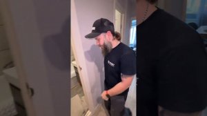 Монтаж электр накопительного водонагревателя  Ariston velis tech inox pw abse 80.