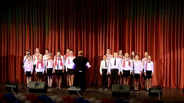 Отчетный концерт 2014 года.Хоровой коллектив "Роднички" смотреть онлайн