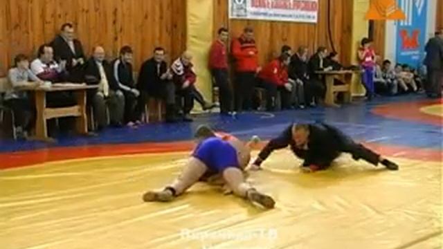 Следи за судьёй! смотреть онлайн