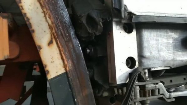 20200121 France Rousset рвутся отбойники на рампе