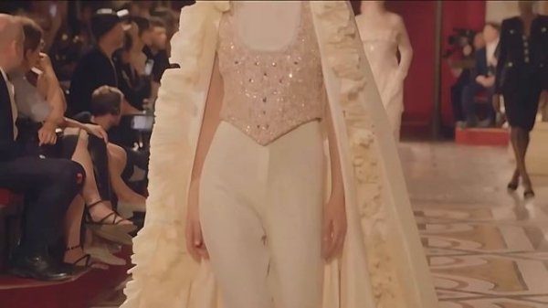 Chanel Париж Мода couture Осень 2024 Зима 2025 | Одежда и аксессуары