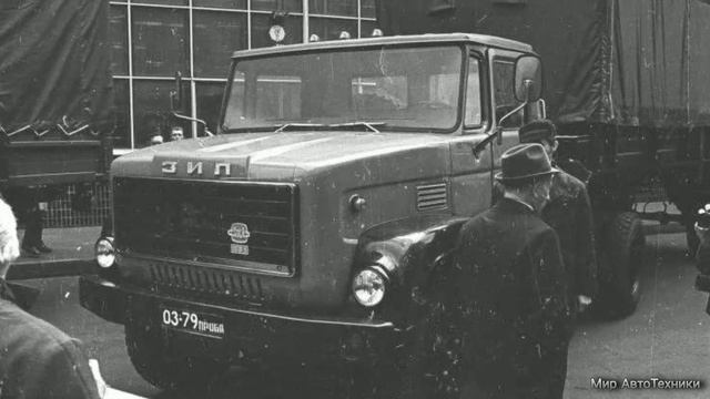 ЗиЛ-169.Переходная модель ЗиЛа между ЗиЛ-130 и 4331. смотреть онлайн