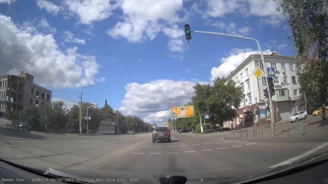 ул. Оборонная, Луганск. 2022 09.06 13.27.40 смотреть онлайн