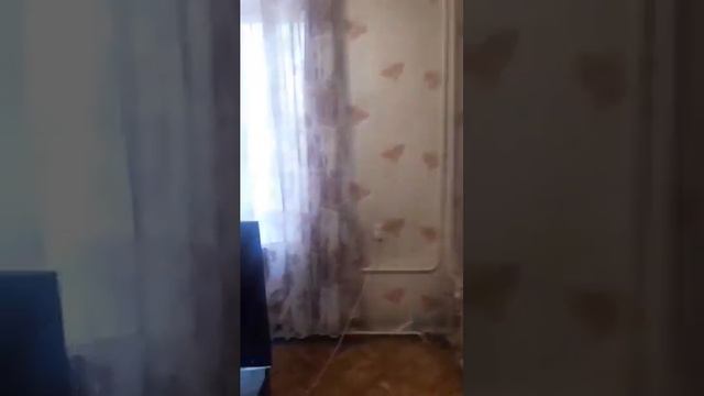 Продаётся: Ширямова,3 г.Иркутск 54,5м- 2-комнатная, 1эт, сталинка. 8950-112-98-76 Татьяна