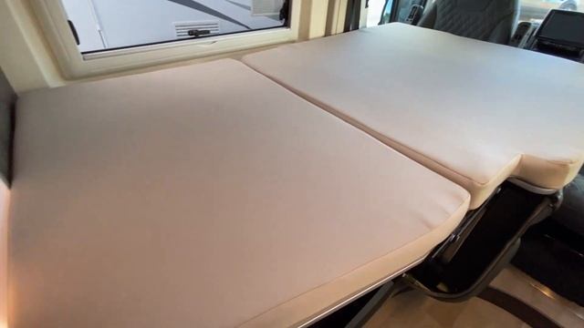 #Motorhome #Tour: #Westfalia #Columbus #600D смотреть онлайн