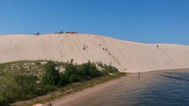 Mac Wood's Dune Ride смотреть онлайн