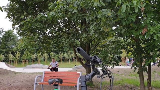 ЖИЗНЬ В ПОЛЬШЕ / МАМОЧКА ПРИЕХАЛА В ГОСТИ смотреть онлайн