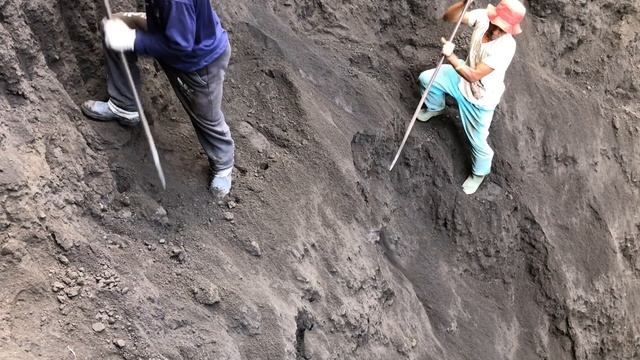 Строительство, быстрая добыча песка и загрузка смотреть онлайн