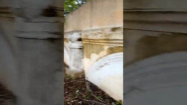 Странный забор на Автомоторной улице в Москве смотреть онлайн