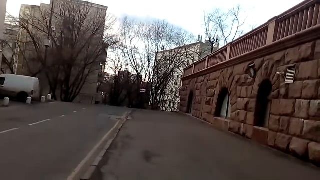Москва 2370 Малый Конюшковский переулок, Большой Конюшковский переулок весна день смотреть онлайн