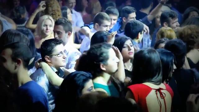 RIKO- (ПОБУДЬ ЕЩЁ СО МНОЙ) LIVE смотреть онлайн