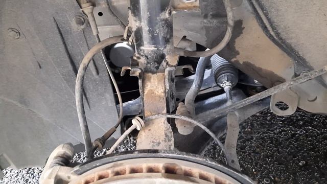 Ремонт подвески Nissan Leaf смотреть онлайн