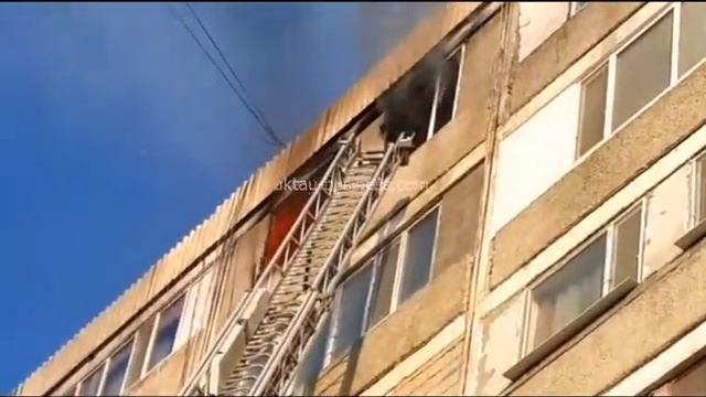 Горела квартира в 1 мкр. смотреть онлайн