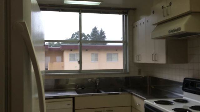 Two bedroom garden unit at Yokota AB смотреть онлайн