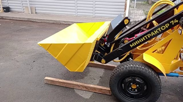ОТВЕТЫ на вопросы и ДЕМОНСТРАЦИЯ работы МИНИ-ПОГРУЗЧИКА / МАНЕВРЕНОСТЬ, быстросъем КОВША и не только