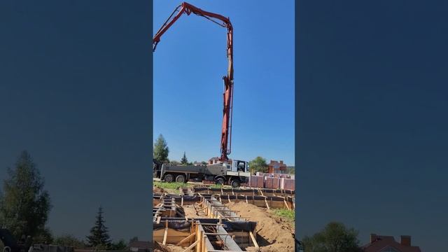 Утро начинается с бетона. #тула #домвтуле #строительстводомов смотреть онлайн