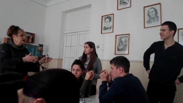 Игра "Двухкомнатная квартира" ч.1 смотреть онлайн