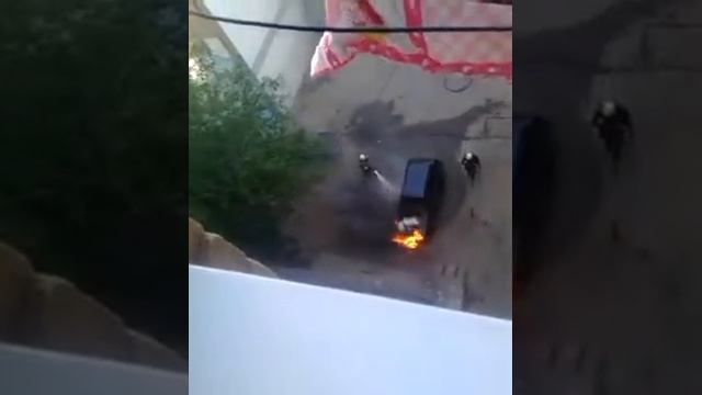 машина сгорела прямо во дворе смотреть онлайн