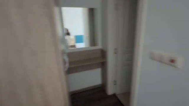 Солнечный берег. Квартира-студия с английским двориком в комплексе "Тарсис Нова" смотреть онлайн