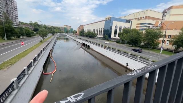 VLOG || ПЕРЕЕЗД В МОСКВУ смотреть онлайн