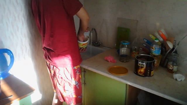 Как живут три пацанчика в однушке смотреть онлайн