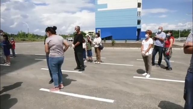 В день столицы вручение ключей от квартир многодетным семьям в Усть-Каменогорске смотреть онлайн