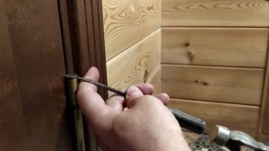 Как смазать петлю "БАБОЧКА" и устранить скрип дверей.