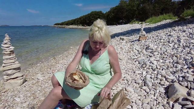 РОВИНЬ, ХОРВАТИЯ 2024: ЧТО С МОРЕМ? О пляжах, ценах на жильё и продукты 2024 смотреть онлайн