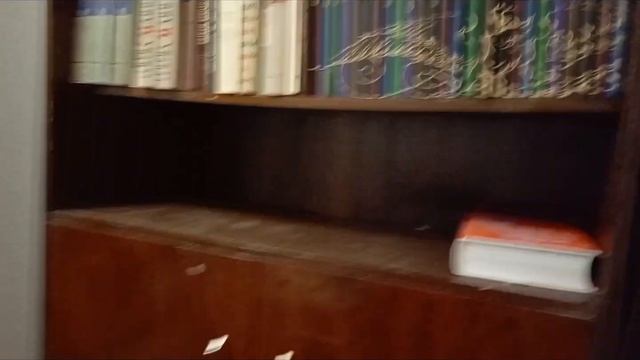 Аутентичная 2-комнатная квартира в сталинском доме дает жильцам успех и статусность. смотреть онлайн