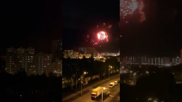 Салют в День Победы 9Мая2018 в Южном Бутово Москва смотреть онлайн