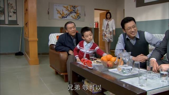 渣男和小三在公園親熱，不料竟被妻子抓個現行💖Chinese Television Dramas смотреть онлайн
