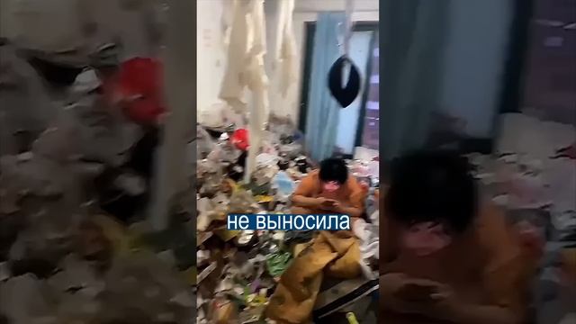 Впервые за год пришел проверить квартиру, а там это смотреть онлайн