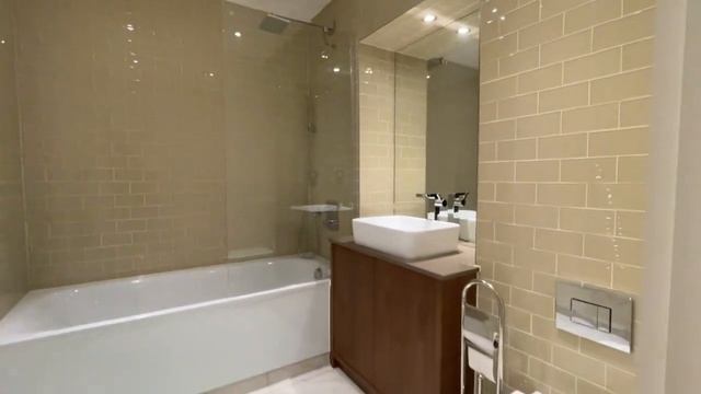 2 bedroom(s) flat to rent in Duckman Tower, Lincoln Plaza, E14 | Benham & Reeves Estate Agents смотреть онлайн