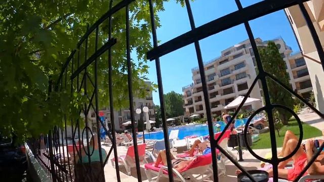 Sunny victory Hotel Review смотреть онлайн