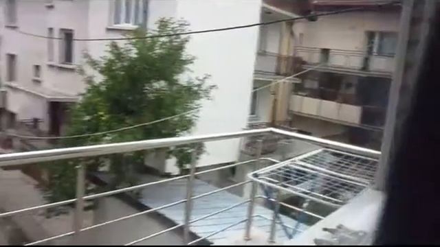 Комфортна триетажна къща с двор в град Самоков смотреть онлайн