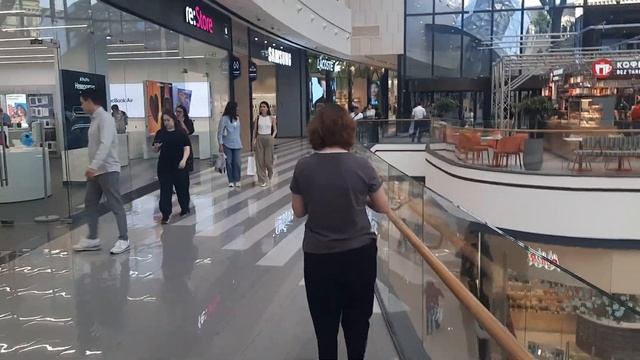 ЦЕЛЫЙ ТОРГОВЫЙ ЦЕНТР ПОД ЗЕМЛЁЙ В Москве на метро Павелецкая ТЦ Paveletskaya Plaza Павелетская Плаз смотреть онлайн