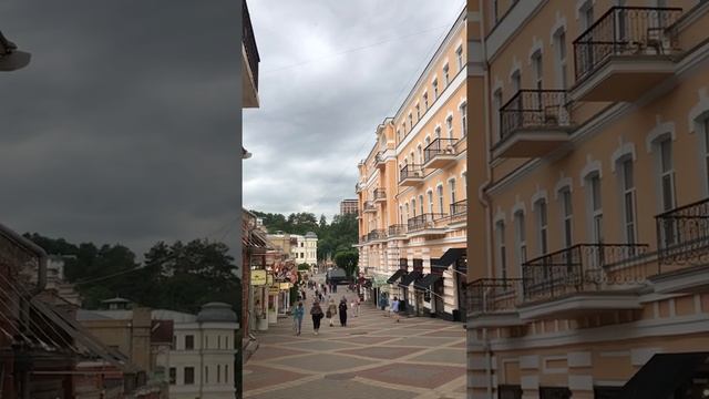 Атмосферная улица в Кисловодске смотреть онлайн