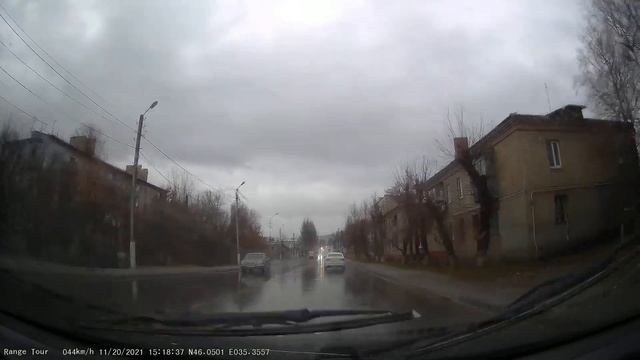 Луганск, кв. Щербакова, ул. 2-я Краснознаменная. 2021/11/20 смотреть онлайн