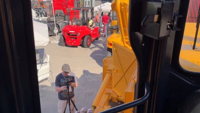 Бульдозер Zauberg | КТО ТЕБЯ СОЗДАЛ ТАКОГО?