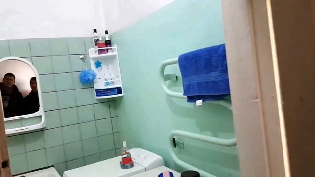 "По коммуналкам города" выпуск третий 18 кв.м за "Колхозным рынком" смотреть онлайн